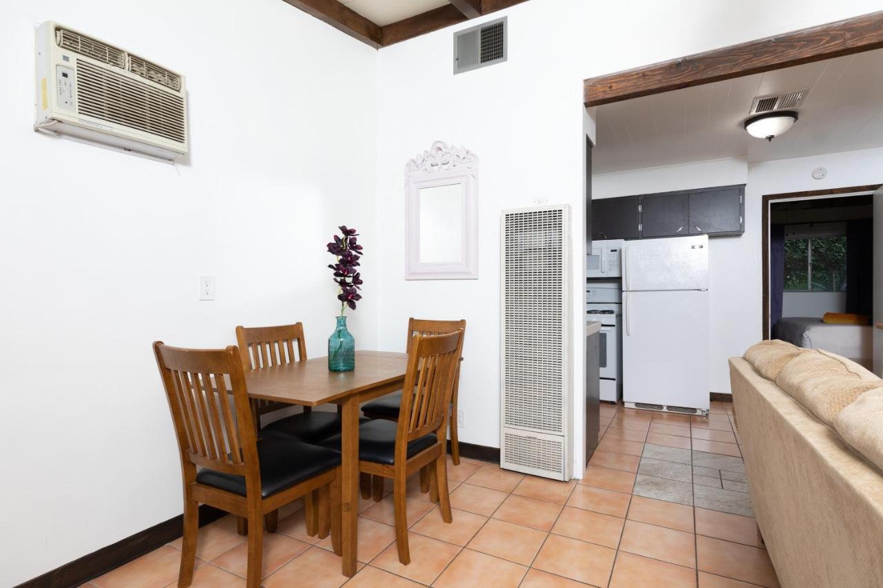 מלון Float Palm Springs - Adults Only מראה חיצוני תמונה